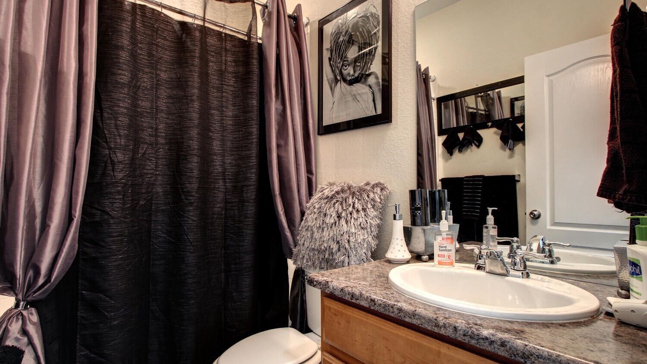 Photo of Bathroom in Aurora