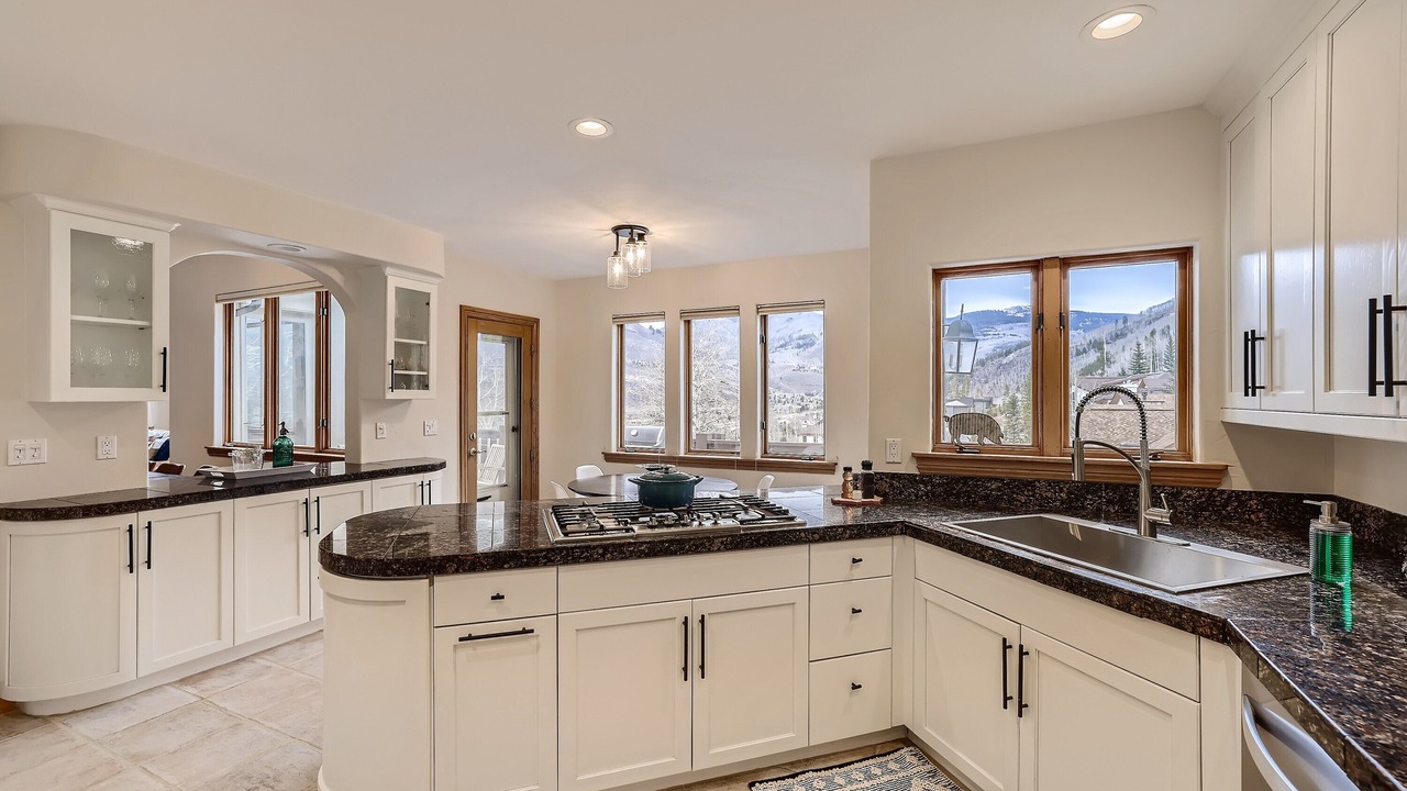 Photo of Kitchen in Highland Meadows