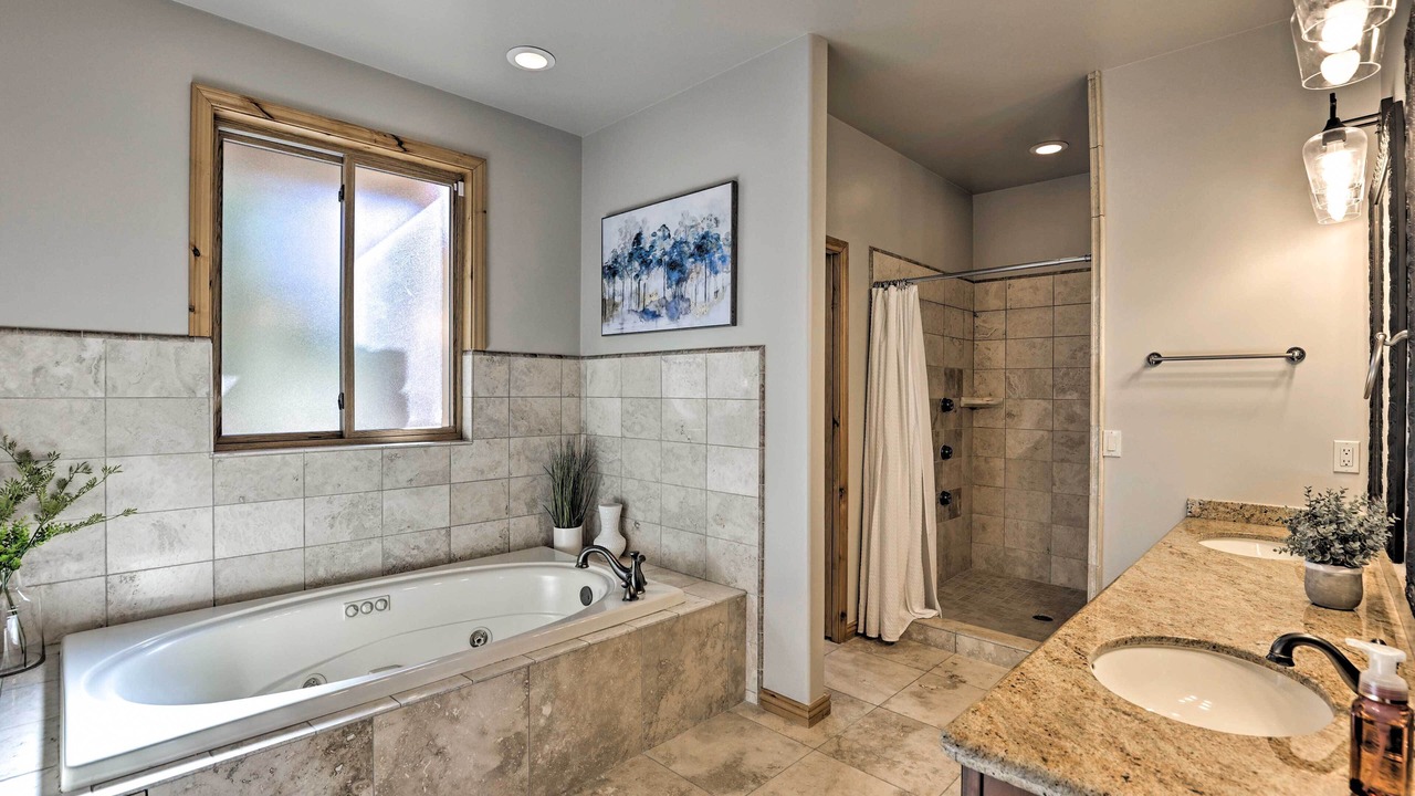Photo of Bathroom in Ptarmigan Mountain