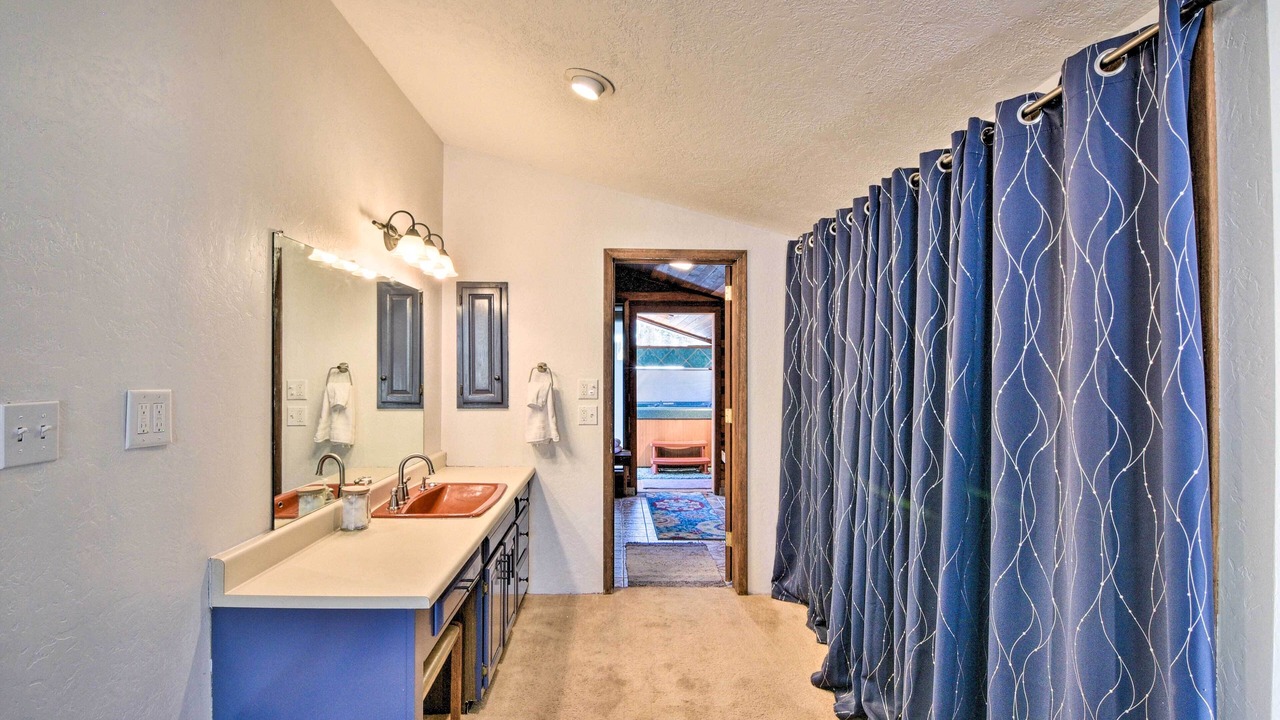Photo of Bathroom in Leadville North