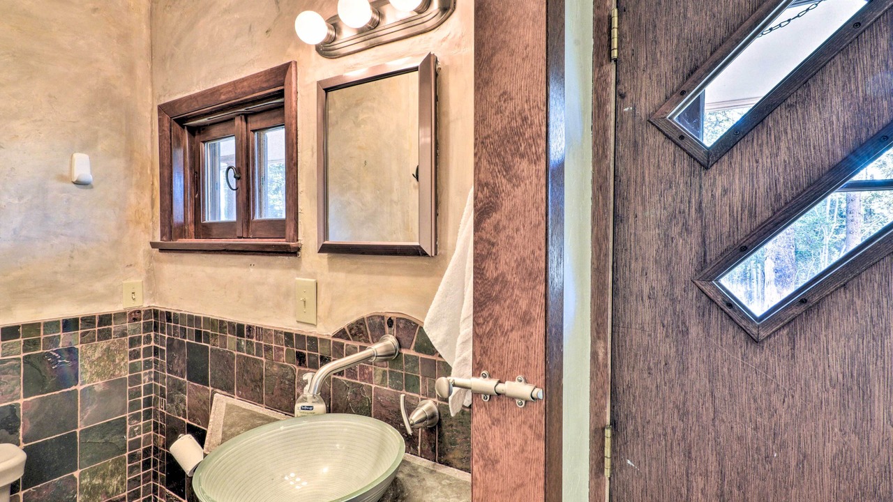 Photo of Bathroom in Leadville North