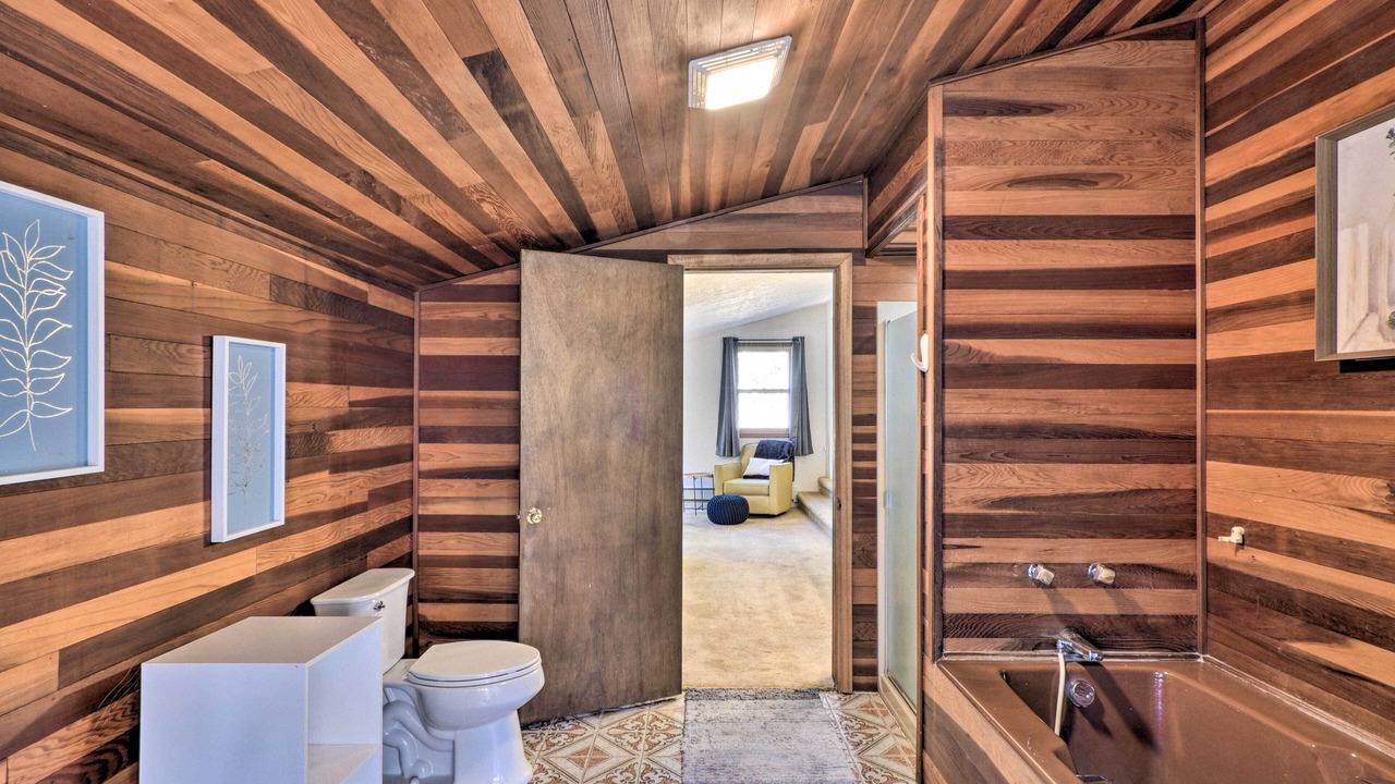 Photo of Bathroom in Leadville North