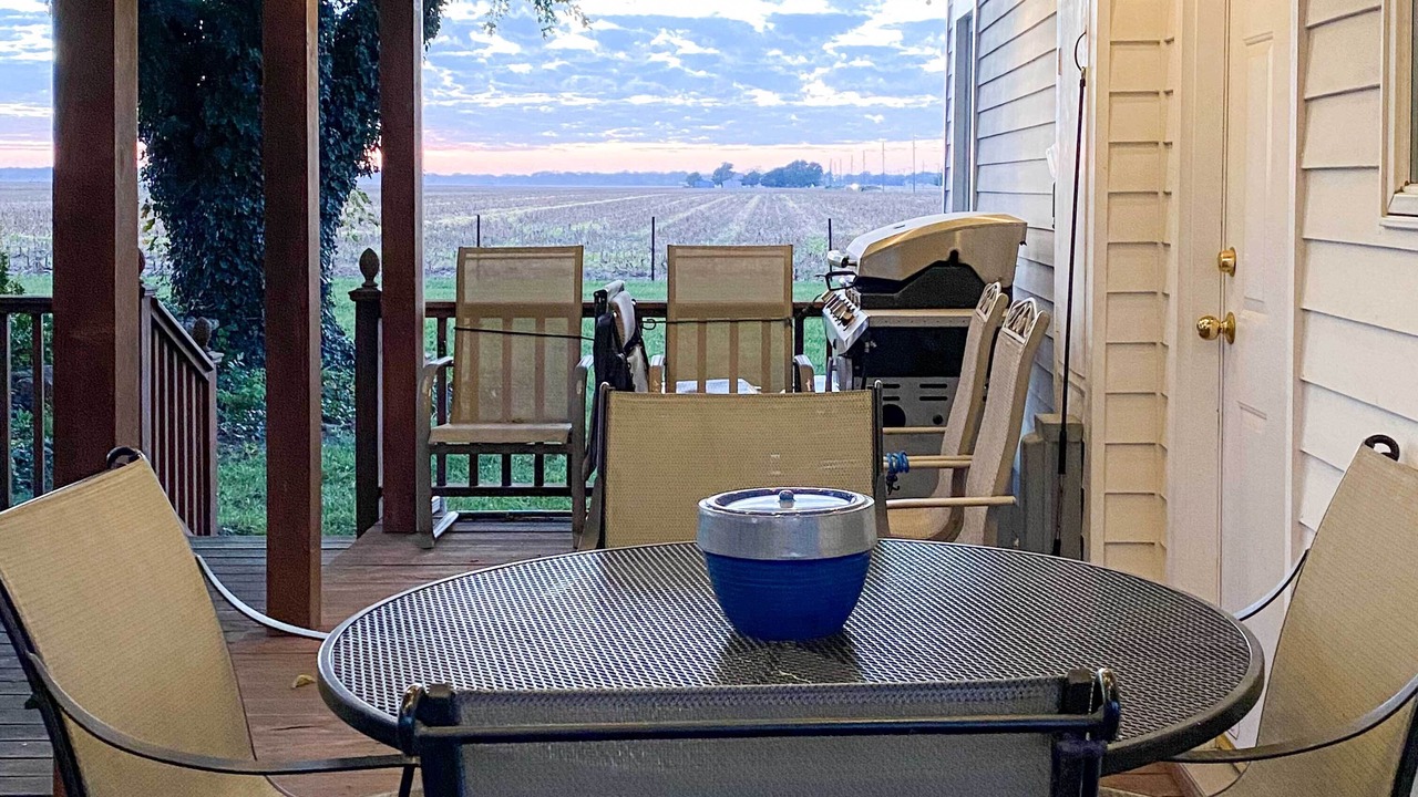 Photo of Outdoor in Pauline