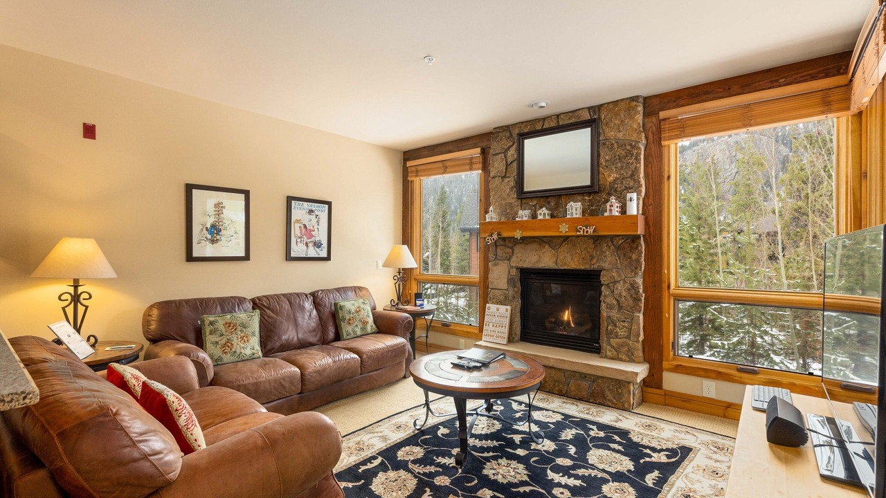 Photo of Livingroom in Keystone