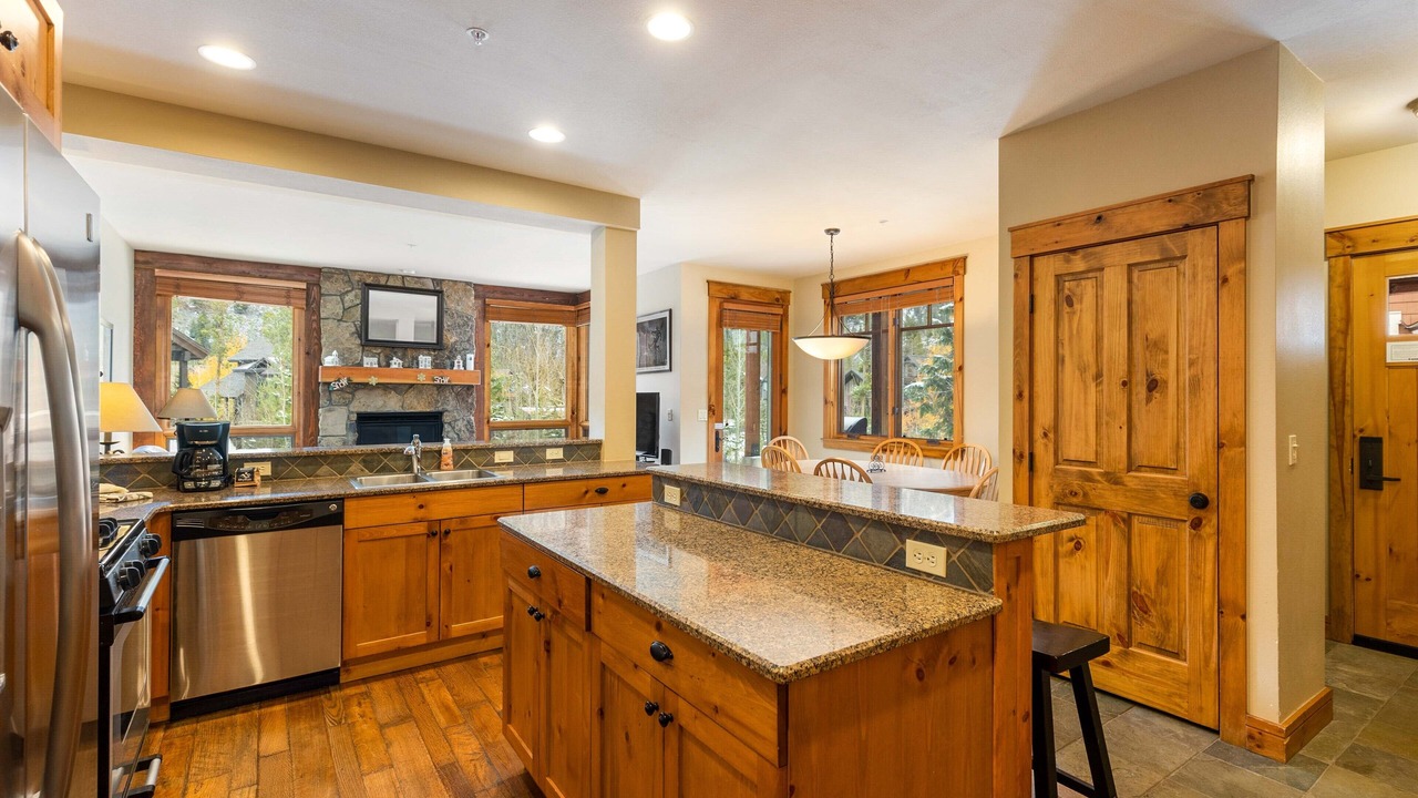 Photo of Livingroom in Keystone
