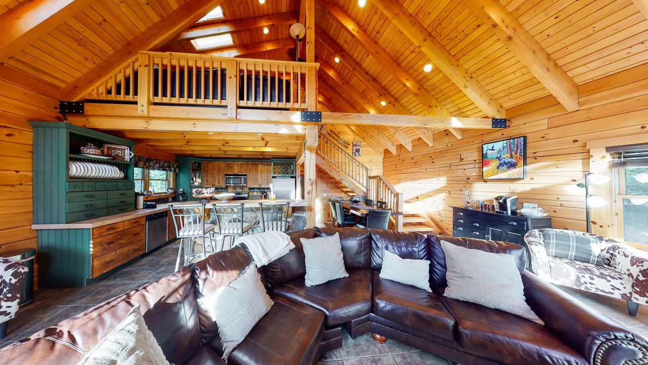 Photo of Livingroom in Quandary Village