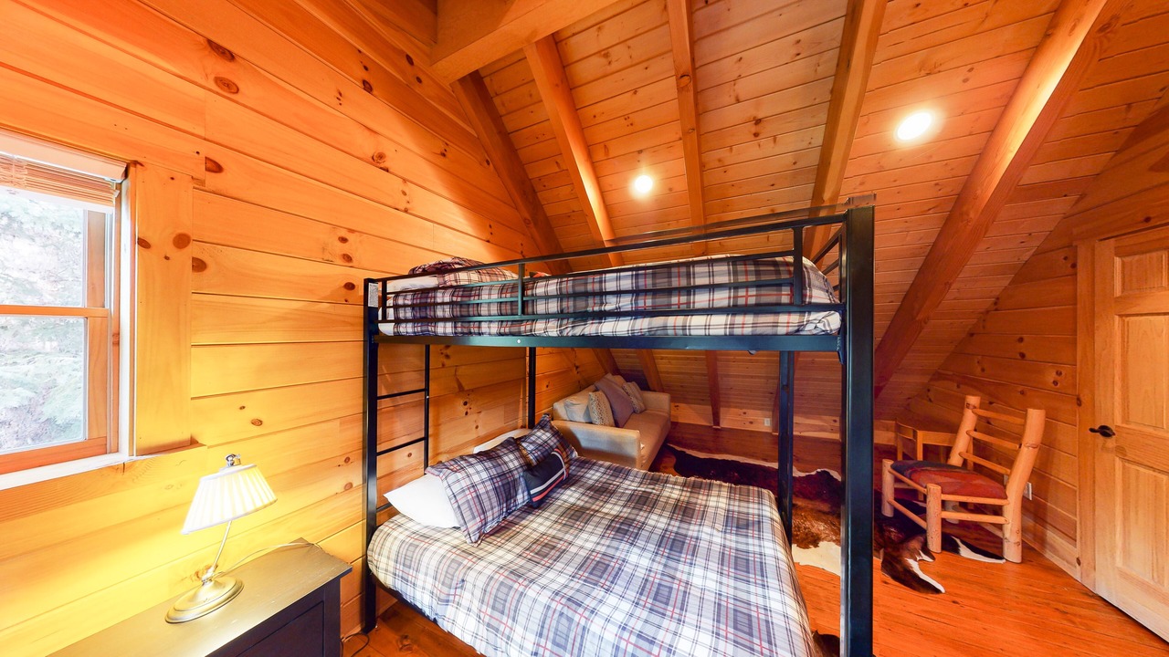 Photo of Bedroom in Quandary Village