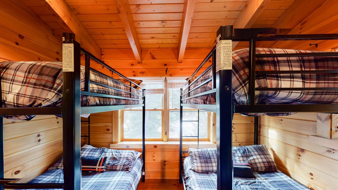 Photo of Bedroom in Quandary Village