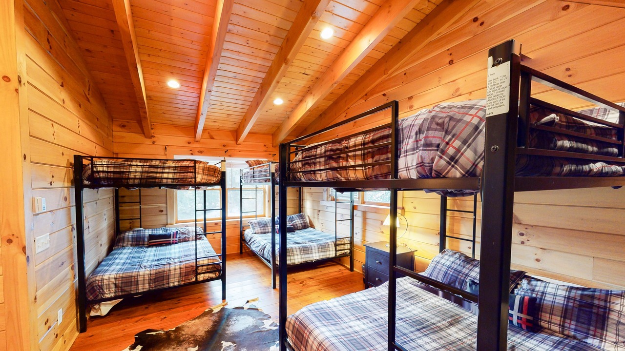 Photo of Bedroom in Quandary Village