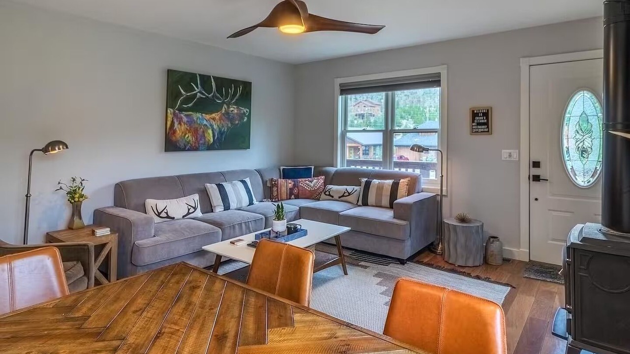 Photo of Livingroom in Grand Lake