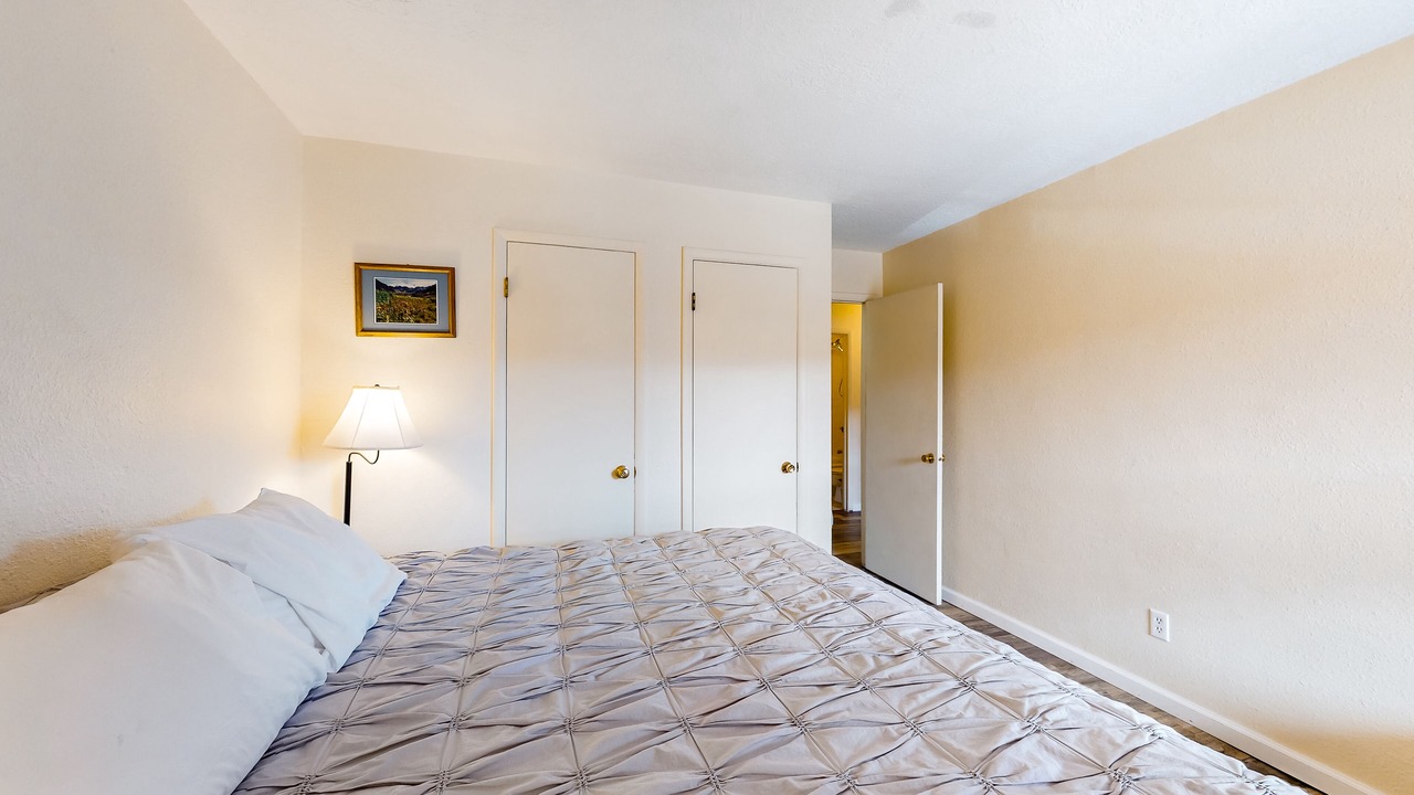 Photo of Bedroom in Historic District