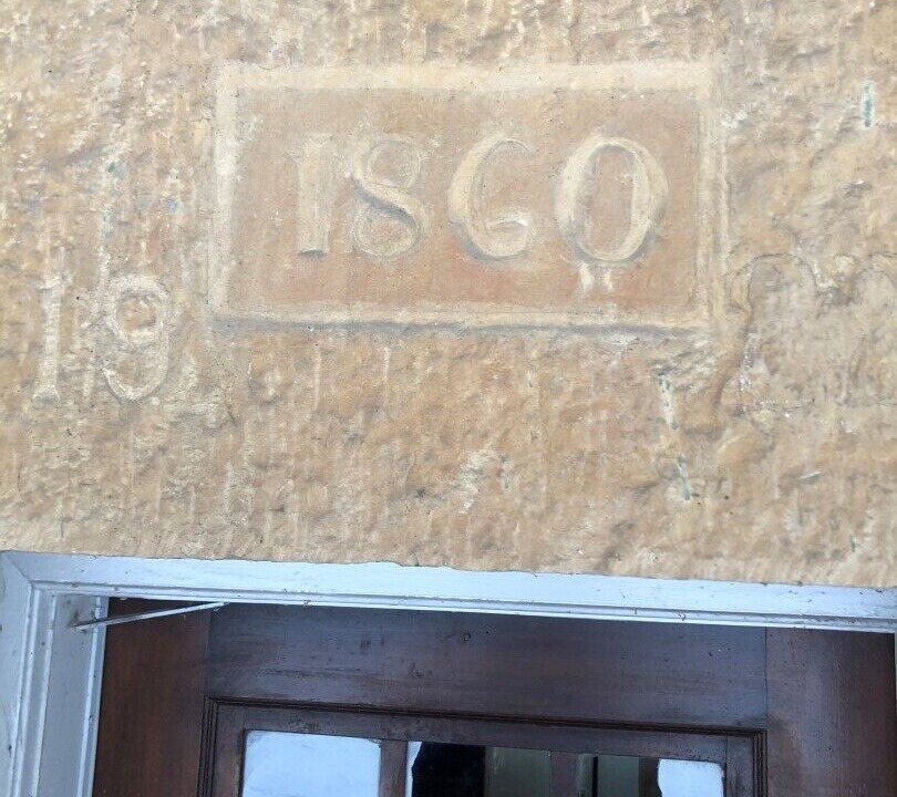 Photo of Outdoor in Golden