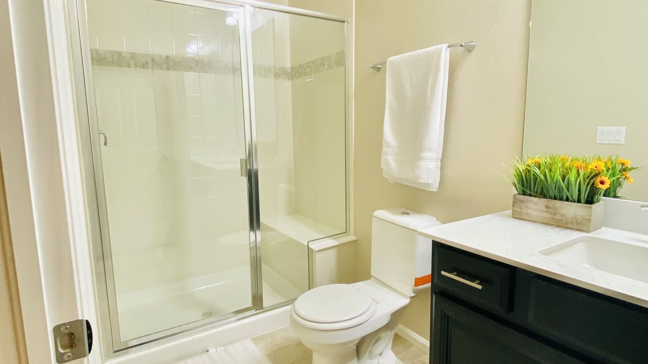 Photo of Bathroom in Cottonwood
