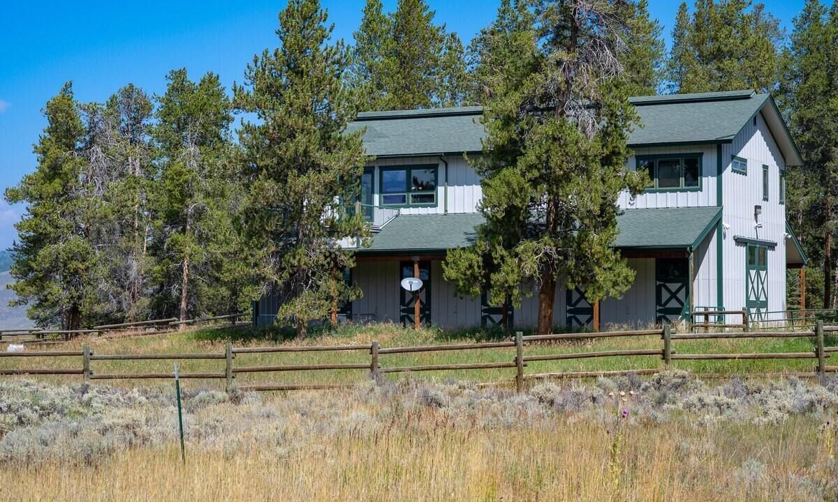 Photo of Outdoor in Sunset Ridge
