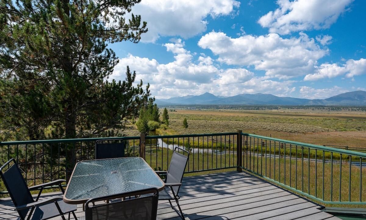 Photo of Outdoor in Sunset Ridge