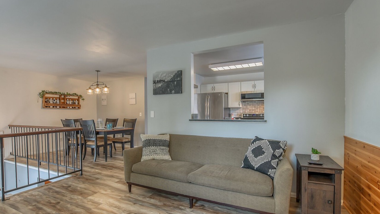 Photo of Livingroom in Southeast Colorado Springs