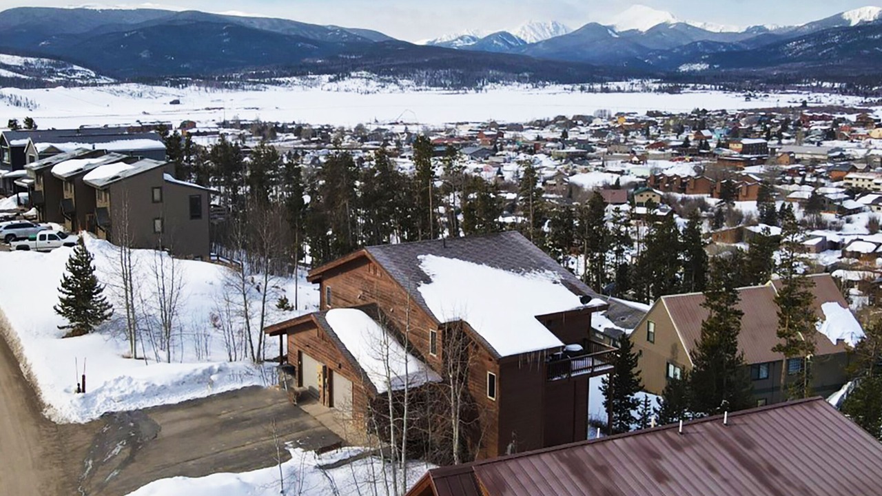 Photo of Outdoor in Fraser