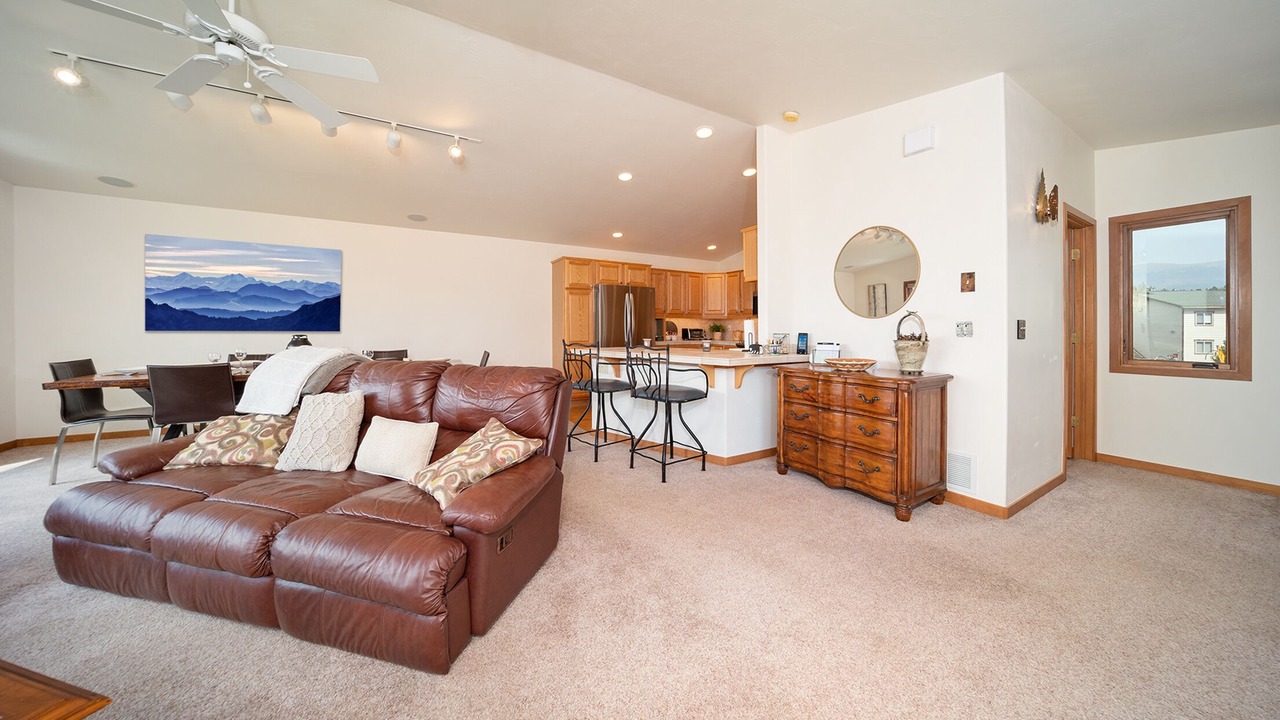 Photo of Livingroom in Fraser