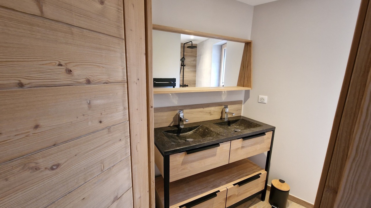 Photo of Bathroom in Les Allues