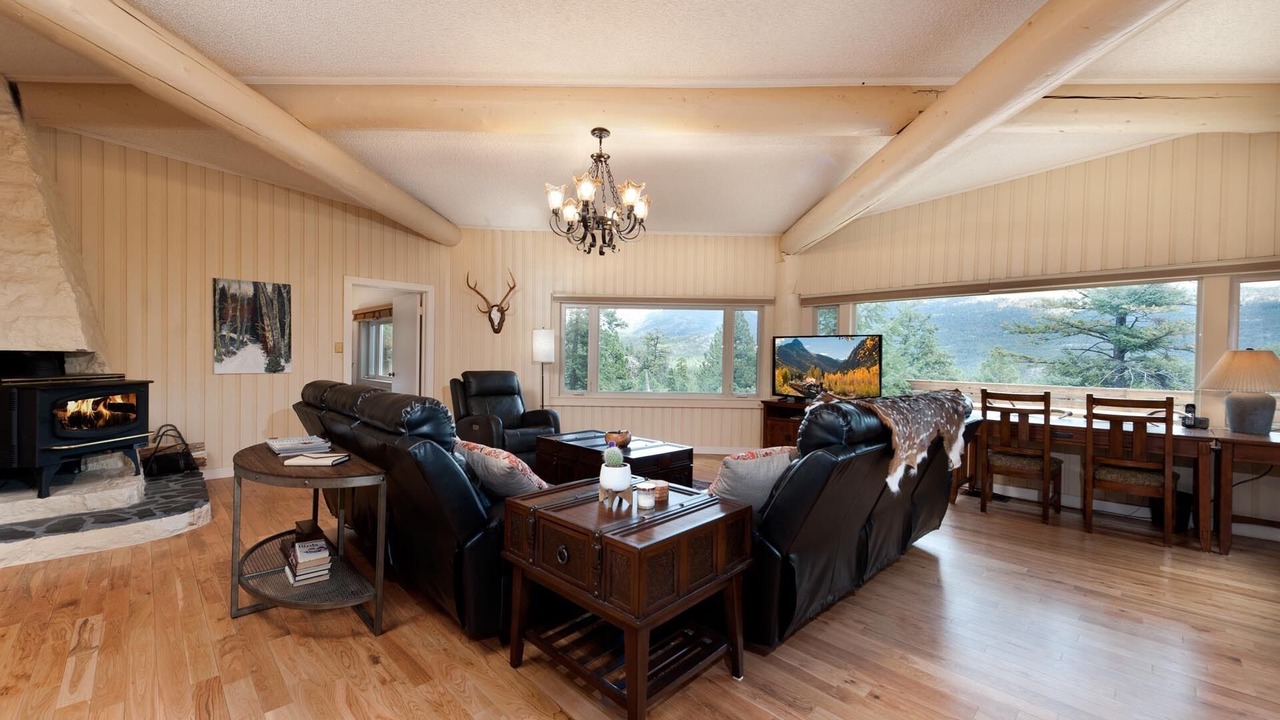 Photo of Livingroom in Purgatory