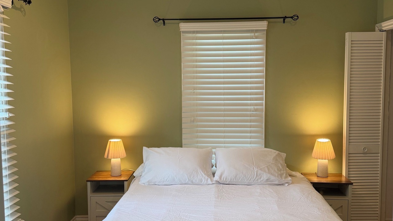 Photo of Bedroom in Dover Bay