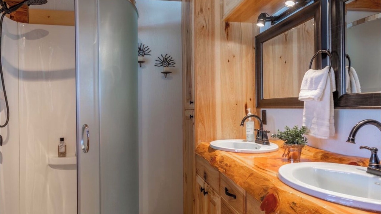 Photo of Bathroom in Ashton