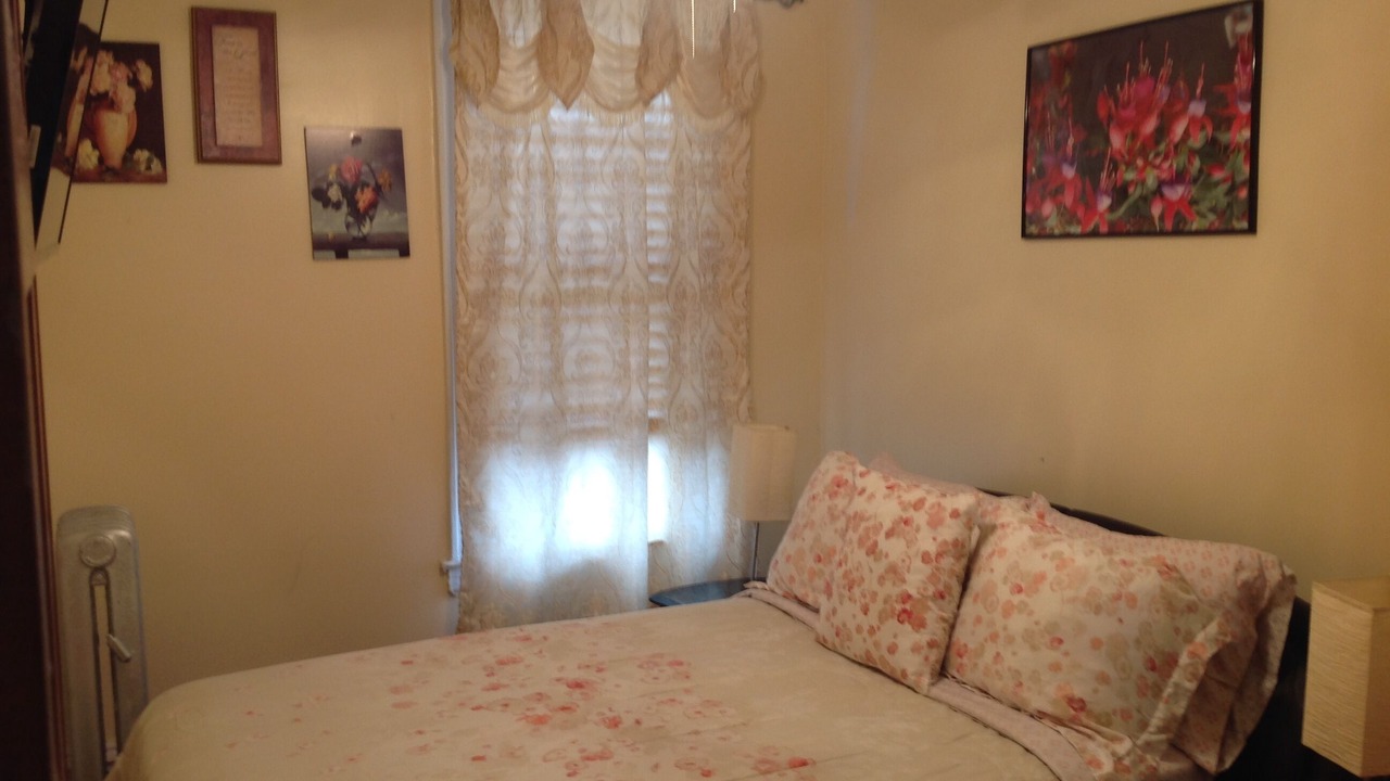 Photo of Bedroom in Canarsie