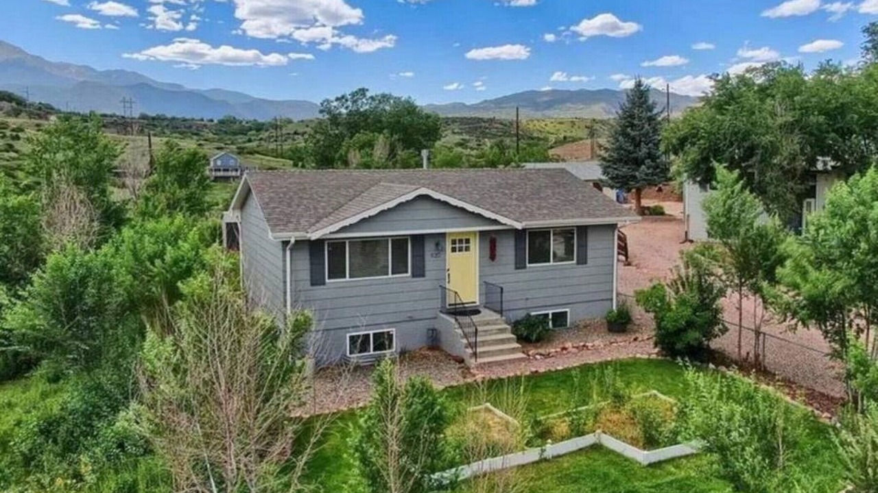 Photo of Outdoor in West Colorado Springs