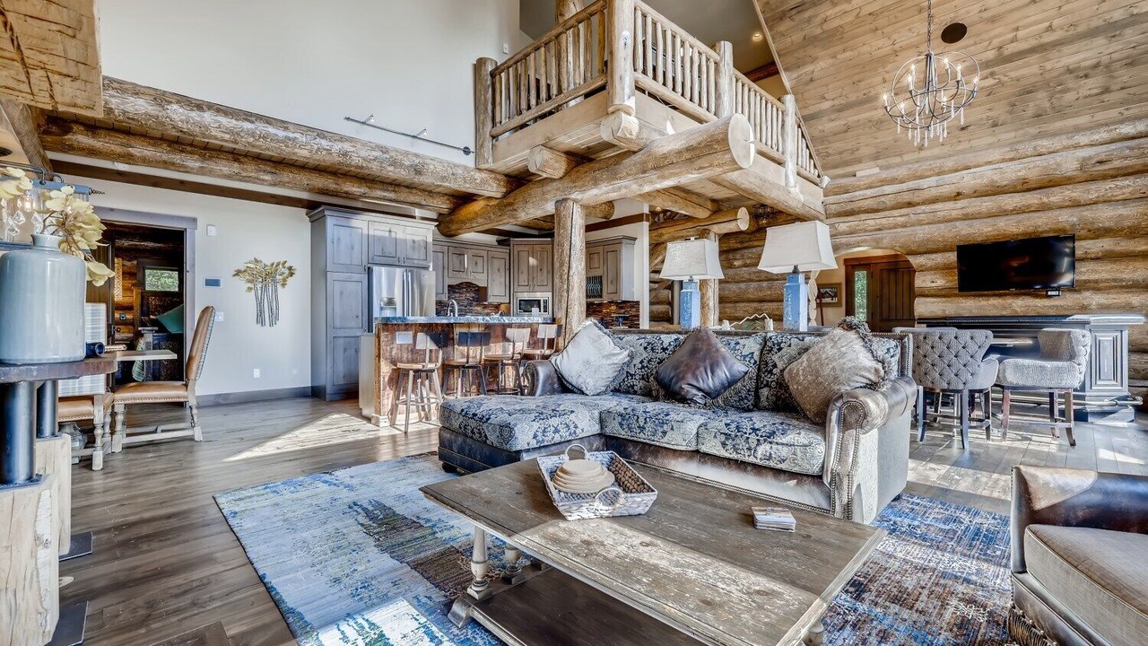 Photo of Livingroom in Breckenridge Heights