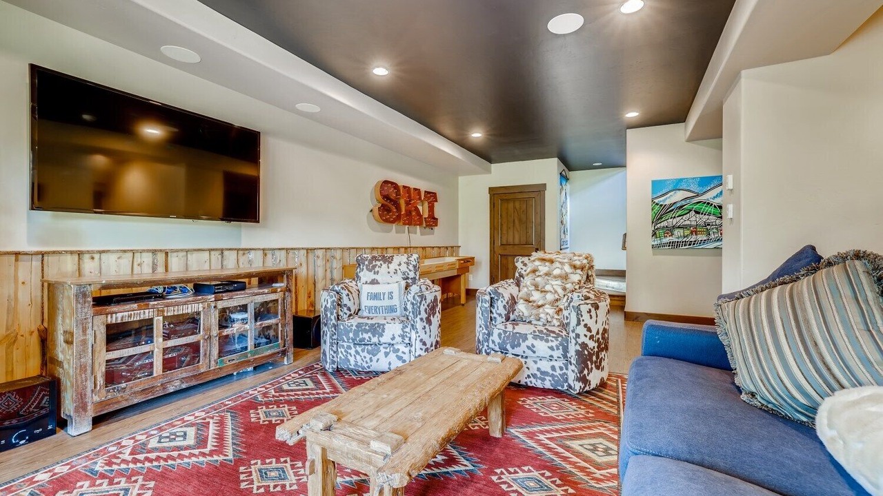 Photo of Livingroom in Breckenridge Heights