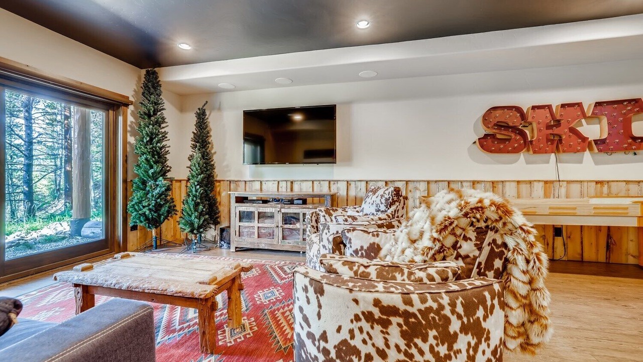 Photo of Livingroom in Breckenridge Heights