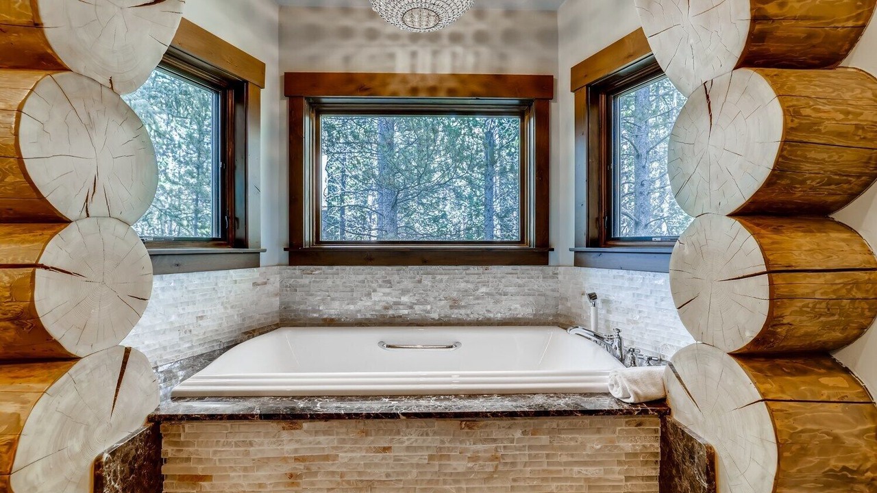 Photo of Bathroom in Breckenridge Heights