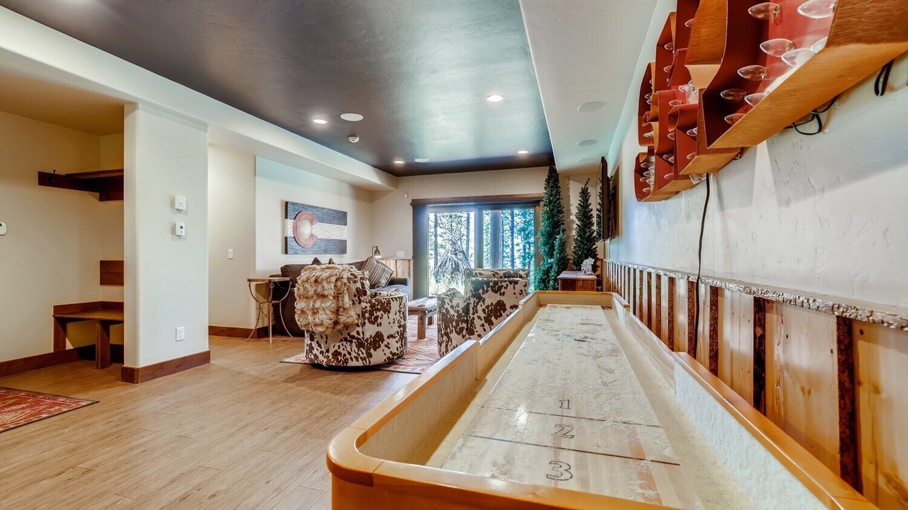 Photo of Bedroom in Breckenridge Heights