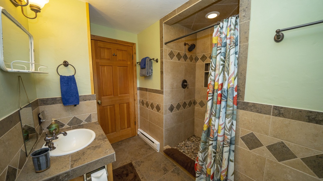 Photo of Bathroom in Alma