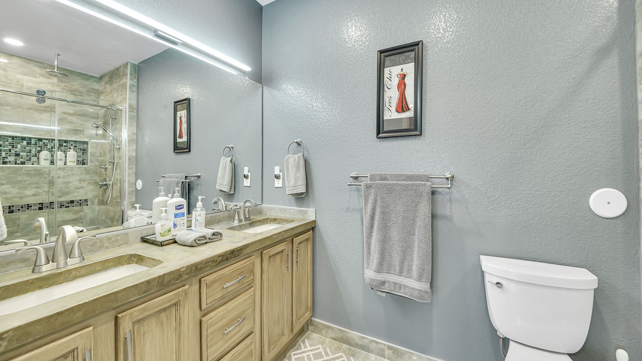 Photo of Bathroom in Arvada
