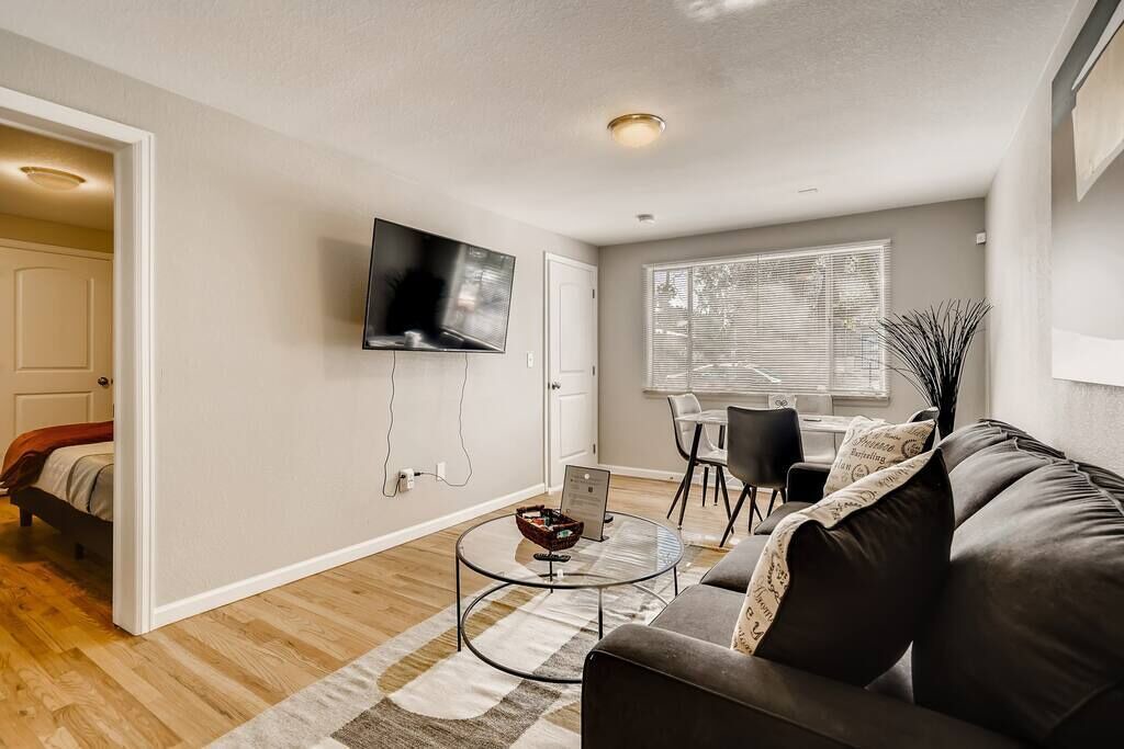 Photo of Livingroom in Arvada Plaza Area