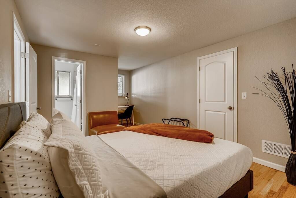 Photo of Bedroom in Arvada Plaza Area