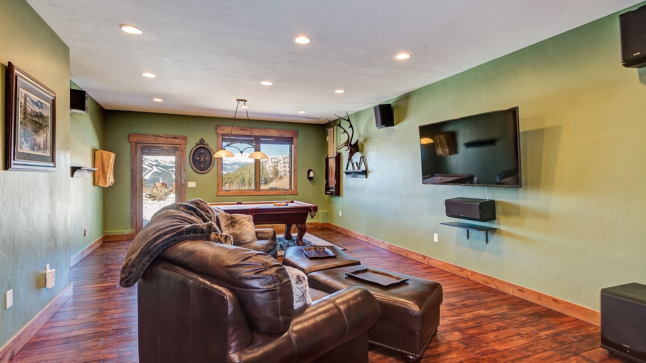 Photo of Livingroom in Woodmoor
