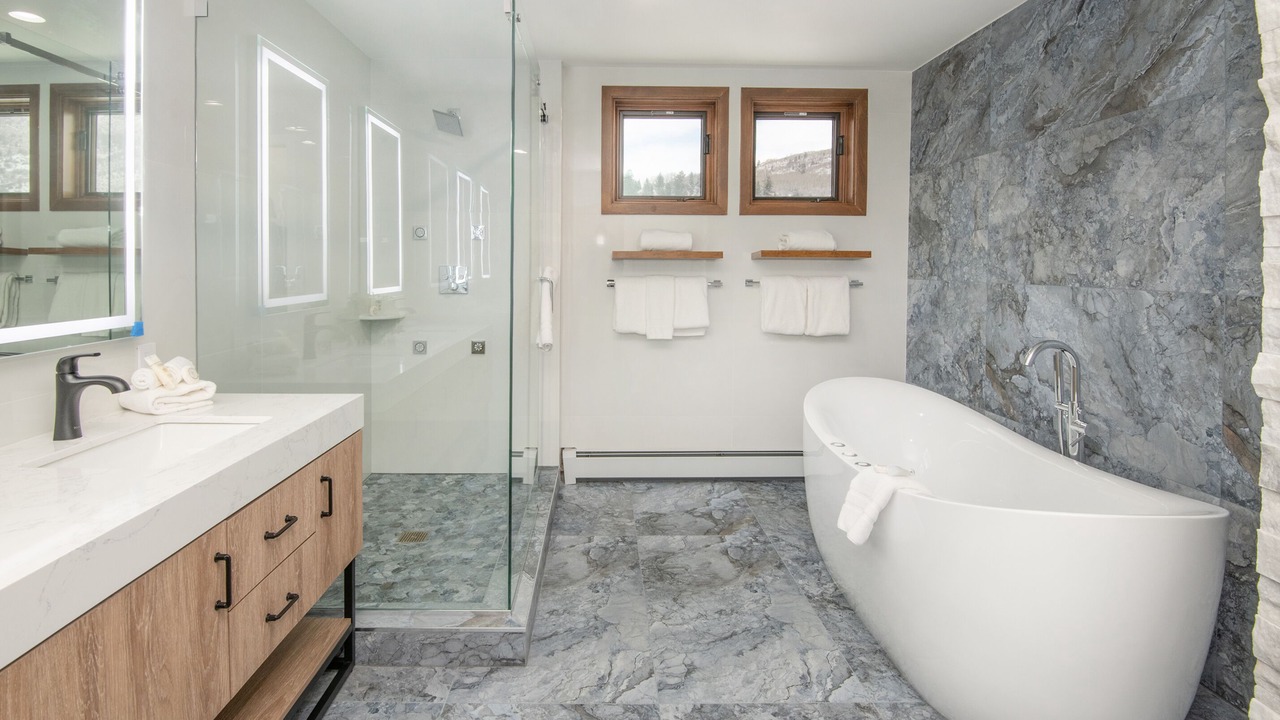 Photo of Bathroom in Highlands Townhomes