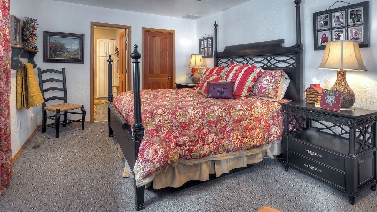 Photo of Bedroom in Bayfield