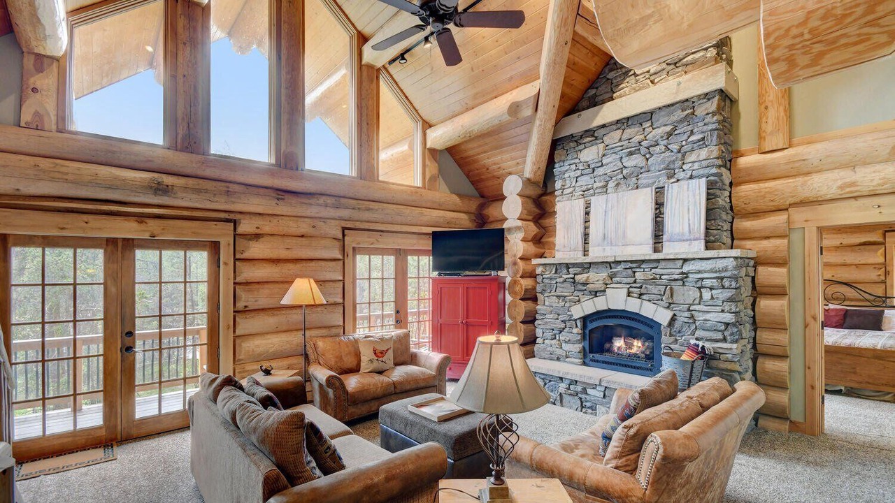 Photo of Livingroom in Fraser