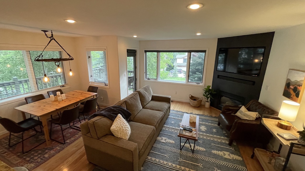 Photo of Livingroom in Avon