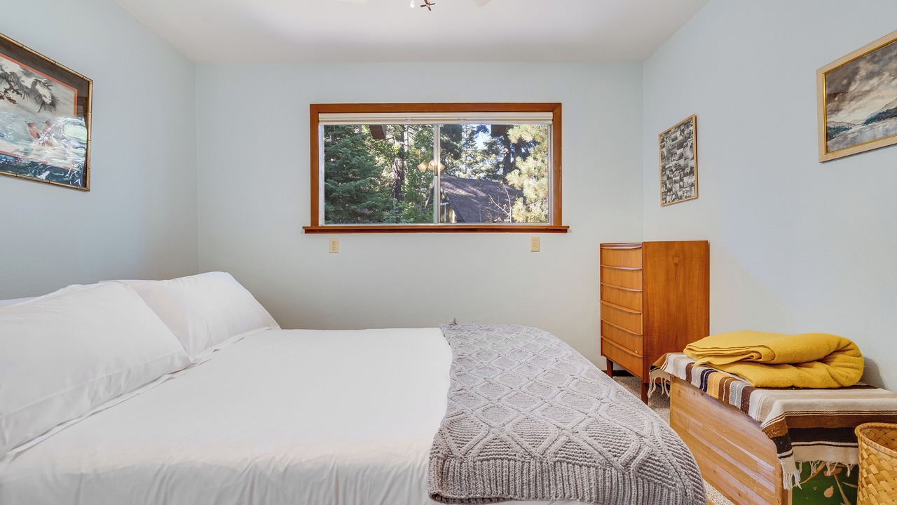 Photo of Bedroom in Tahoma