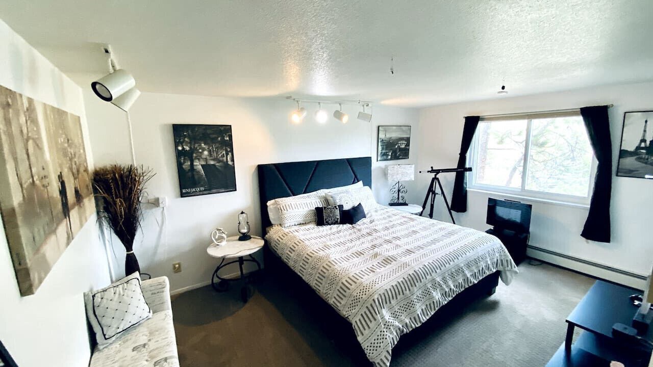 Photo of Bedroom in Cascade-Chipita Park