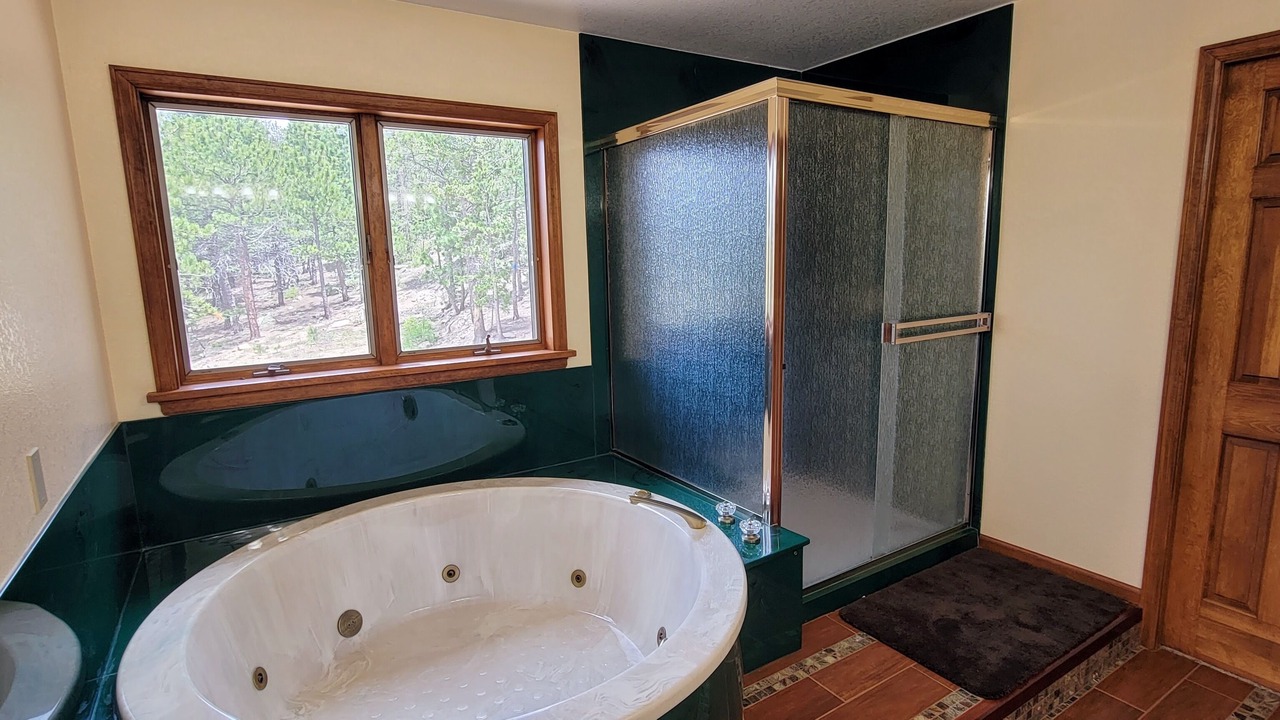 Photo of Bathroom in Coal Creek Canyon