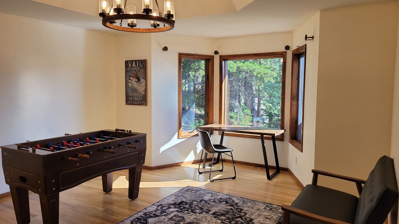 Photo of Bedroom in Coal Creek Canyon