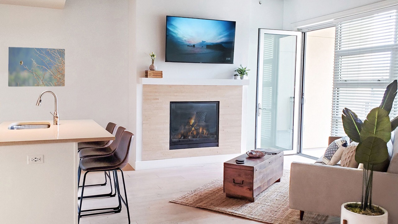 Photo of Livingroom in Central Boulder