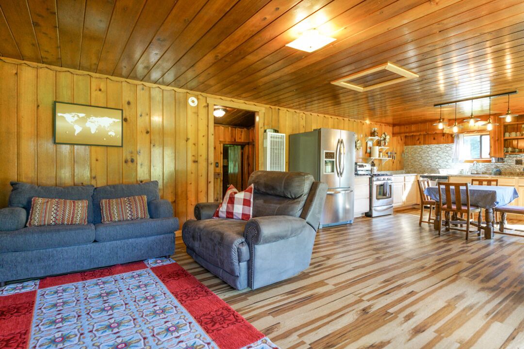 Photo of Livingroom in Bayfield
