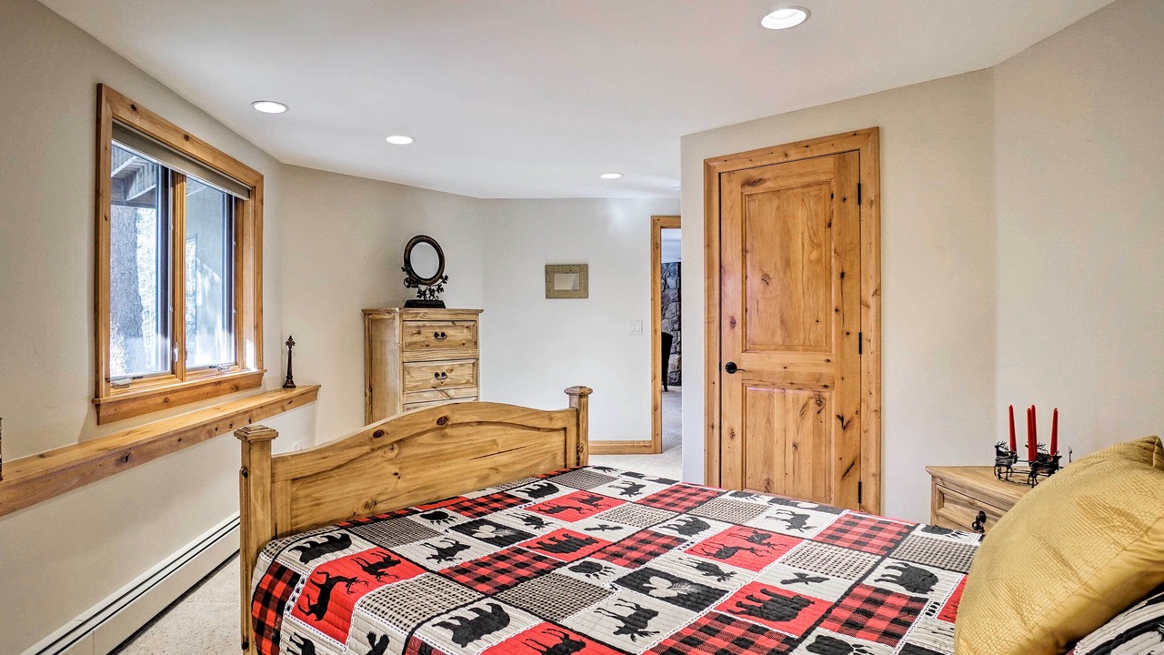 Photo of Bedroom in Estes Park