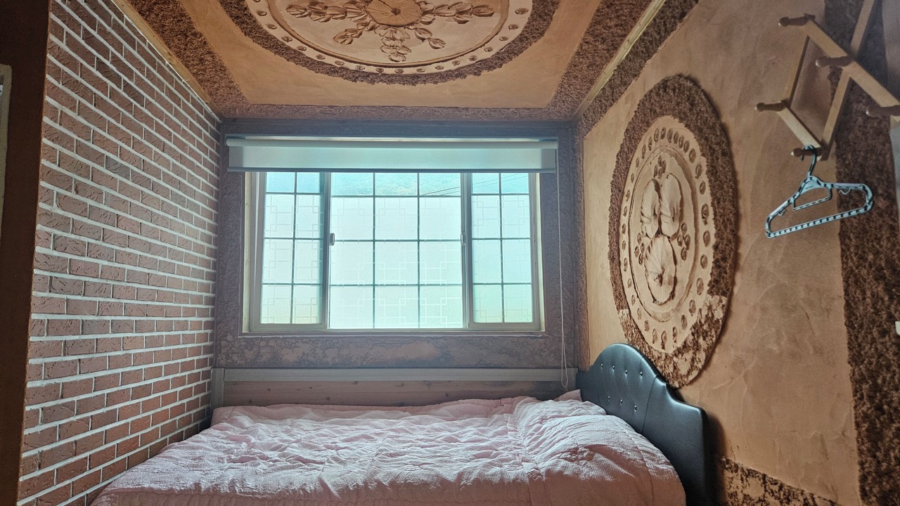 Photo of Bedroom in Ulleung-gun